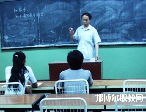 湖北省紡織工業技工學校2023年招生錄取分數線（2024參考）