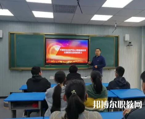 鄂州電子科技學校2023年招生錄取分數線（2024參考）
