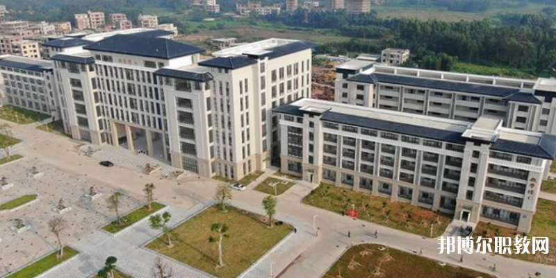 肇慶商貿中等職業(yè)學校2023年招生錄取分數(shù)線（2024參考）