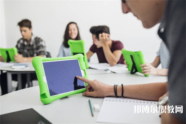 廣東哪里的職業學校能讀商業會計專業