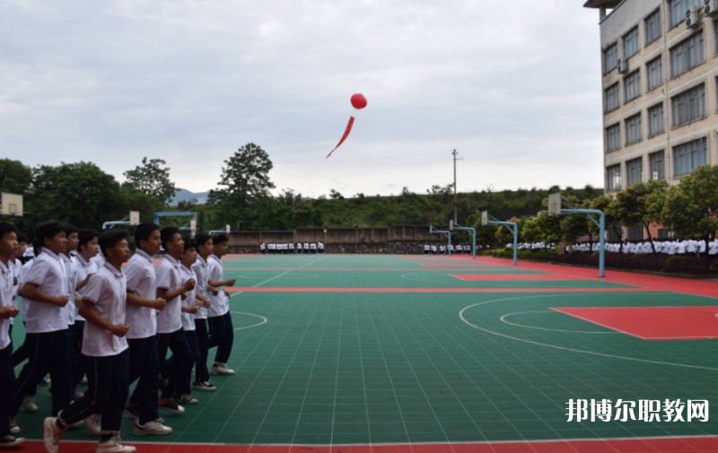 2024靈川縣職業(yè)中等專業(yè)學(xué)校招生計劃 招生人數(shù)是多少(附要求、條件、對象)