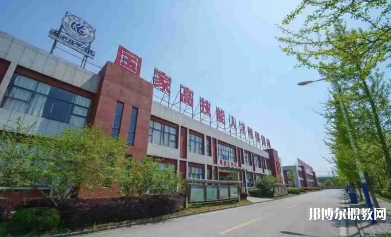 蕪湖汽車工程學(xué)校怎么樣、好不好
