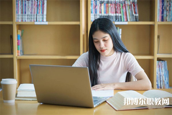 廣西哪里的中職學校能讀烹飪技術與應用專業