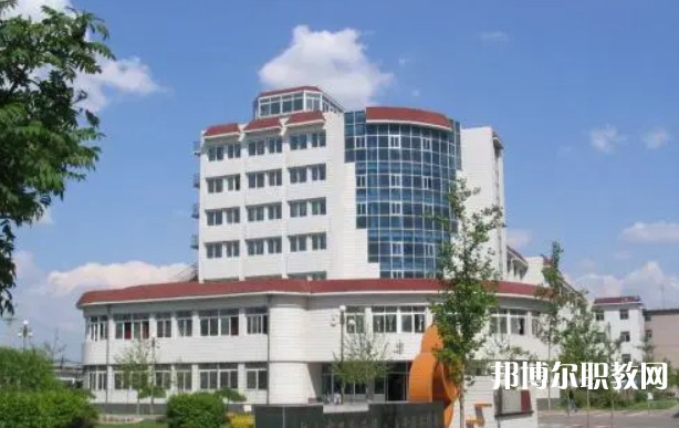 2024鞍山市廣播電視學(xué)校招生計(jì)劃 招生人數(shù)是多少(附要求、條件、對(duì)象)