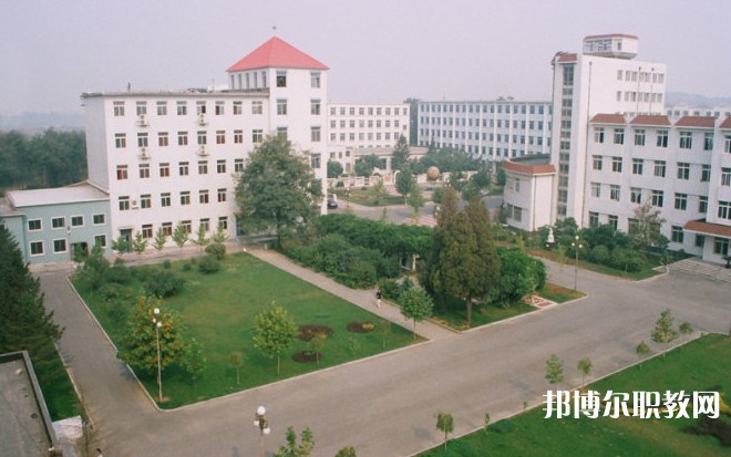 鞍山市廣播電視學校怎么樣、好不好