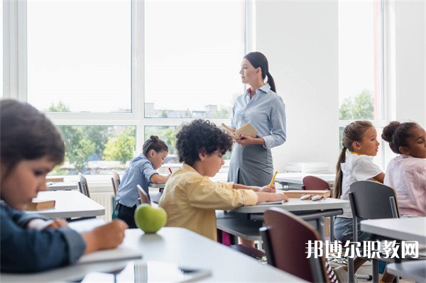 貴州哪里的中專學校能讀建筑工程管理專業專業