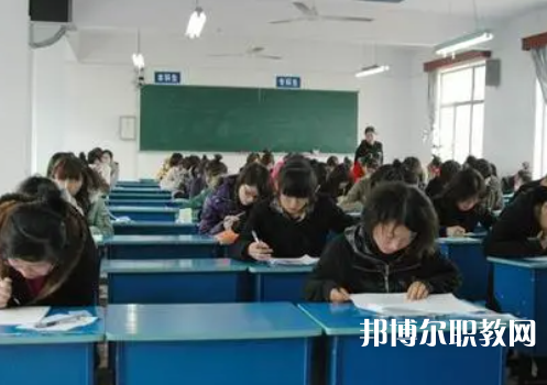 2025新鄉職教中心最新排名前三名單
