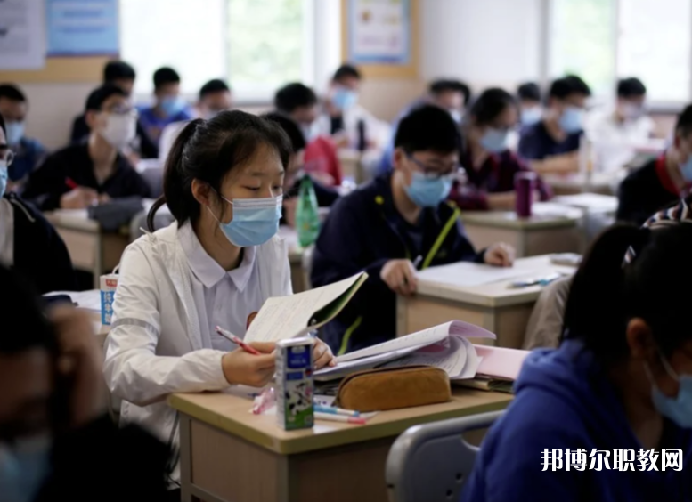 2025邯鄲中專學校最新排名前三名單
