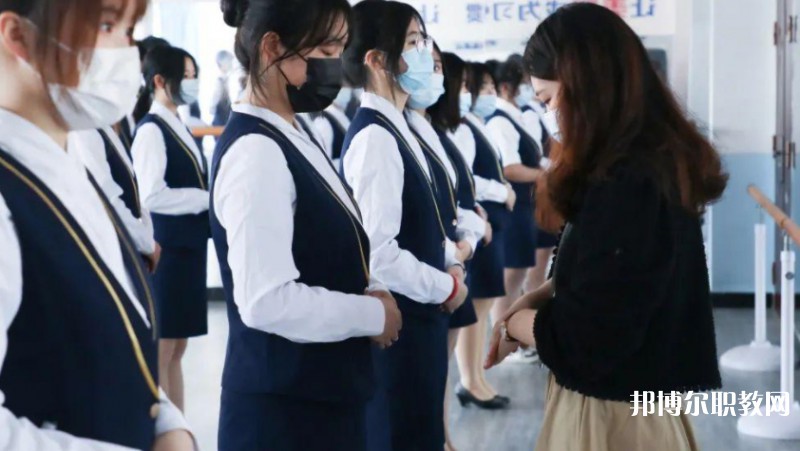 湖北2025年女生讀鐵路學校怎么樣
