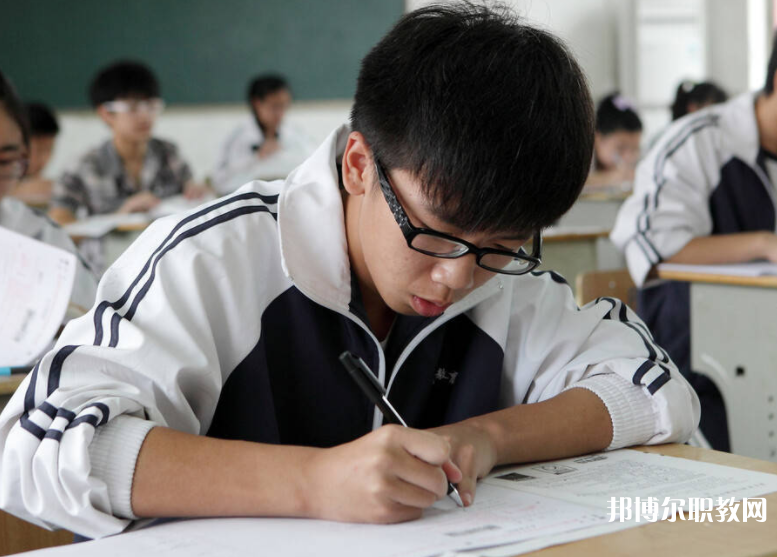 四川2025年哪個(gè)消防技術(shù)工程學(xué)校比較好